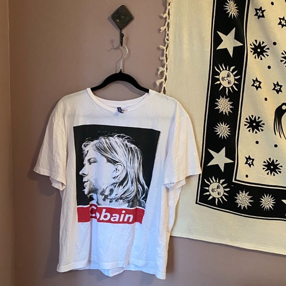 🦋KURT COBAIN TEE🦋